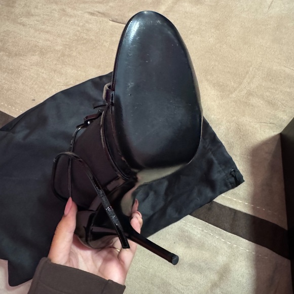 YSL Cassandra Heels - Picture 6 of 10